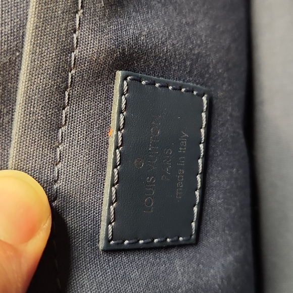 Louis Vuitton Epi Leather Blue Segur PM - Picture 14 of 16